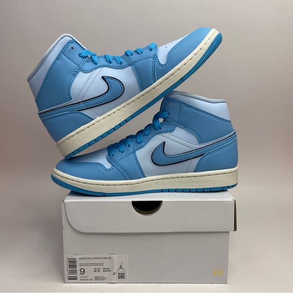 Nike Air Jordan 1 Retro Mid SE WMNS “Ice Blue/Powder Blue” 2023 - Picture 3 of 4